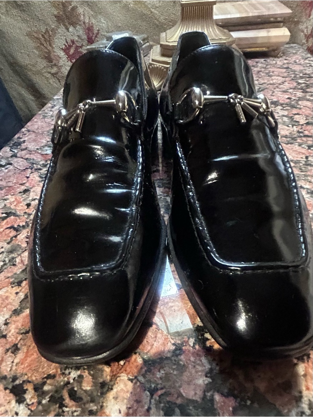 GUCCI Men's Black Patent Leather Dress Loafers with brand Metal Bit. - Picture 12 of 12